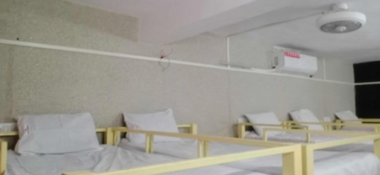 Hotel Mayura, Ankleshwar Buitenkant foto