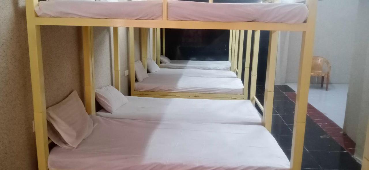 Hotel Mayura, Ankleshwar Buitenkant foto